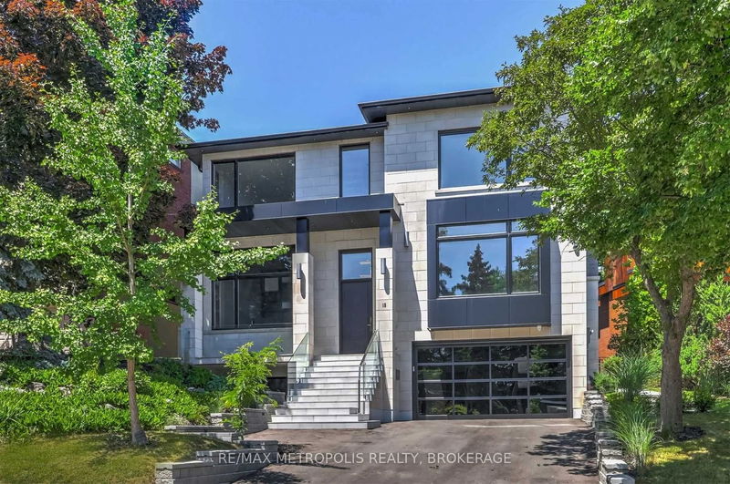 12 Bearwood Dr, Toronto - Edenbridge-Humber Valley image-0-0
