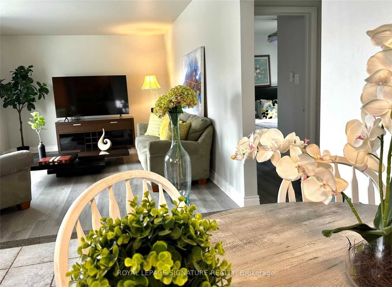 1350 Rebecca St, Oakville, L6L 1Z4 | Image 3