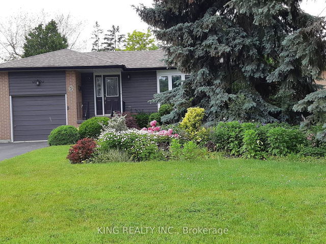 5 Dowling Crescent