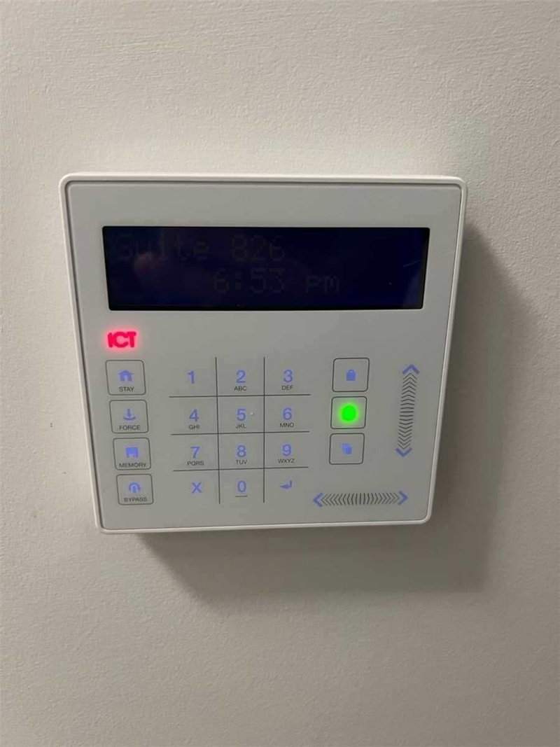 826 - 9 Mabelle Ave, Toronto, M9A 0E1 | Image 3