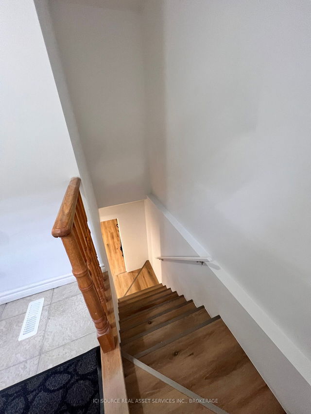 Bsmt - 1248 Valleybrook Drive