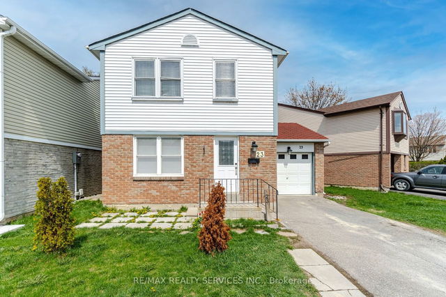 23 Mayfair Crescent
