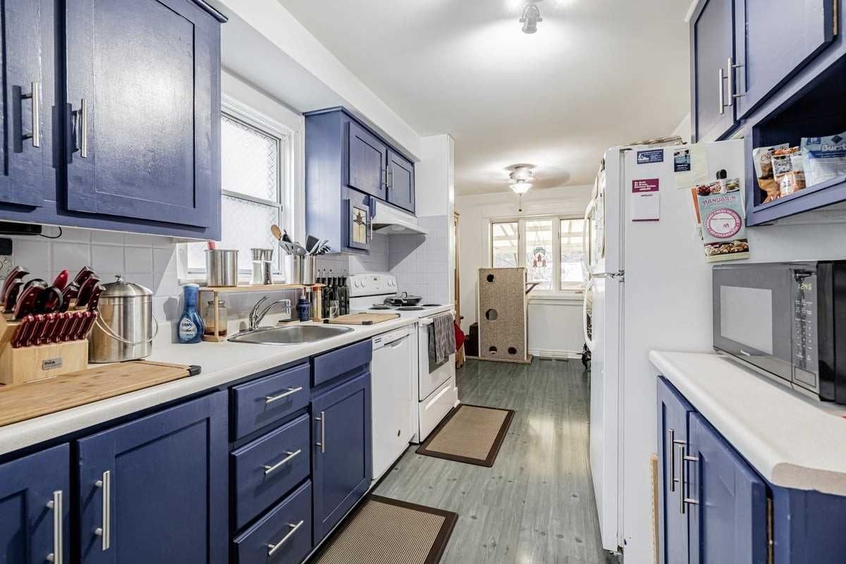 Listing Image 14
