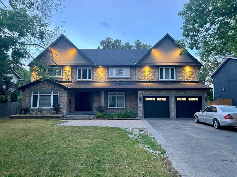 2068 Mississauga Rd, Mississauga, L5H 2K6 | Image 2