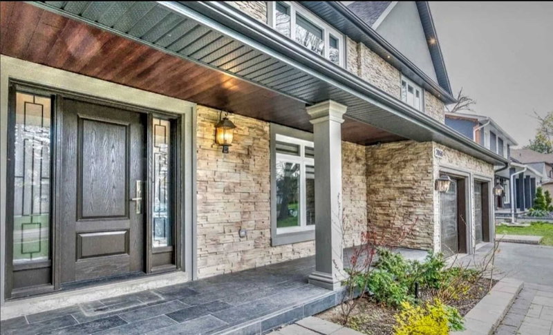 2068 Mississauga Rd, Mississauga, L5H 2K6 | Image 3