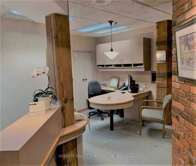 L03 - 60 Queen St E, Brampton, L6V 1A9 | Image 3