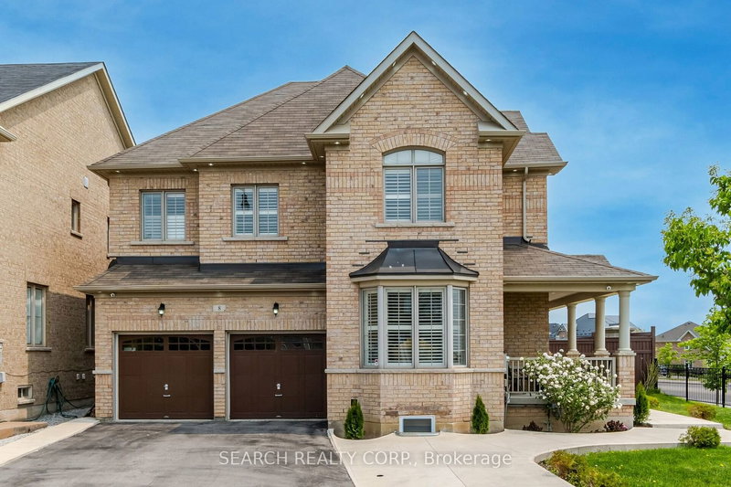 8 Nightland Crt, Brampton, L6Y 5V3 | Image 2