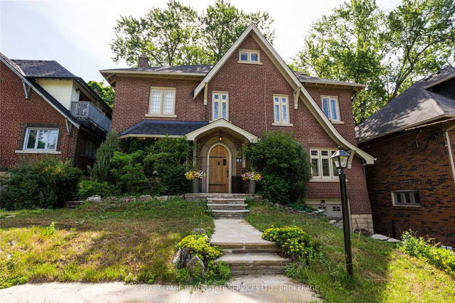 61 Humbercrest Boulevard