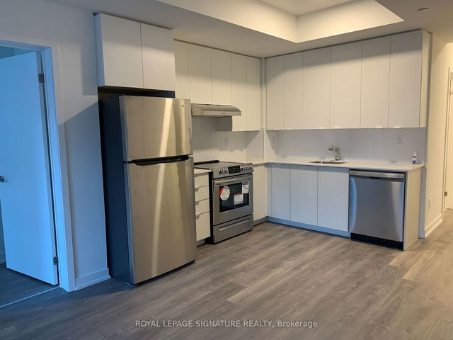 201 - 120 Canon Jackson Drive