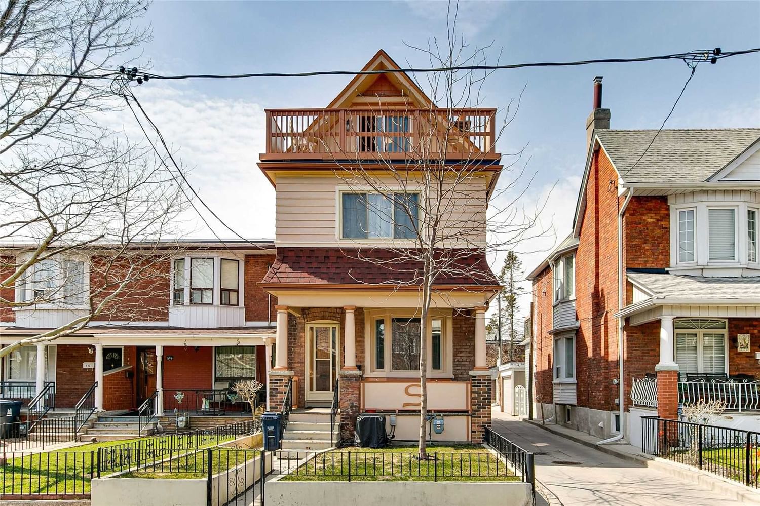 Listing photo 1