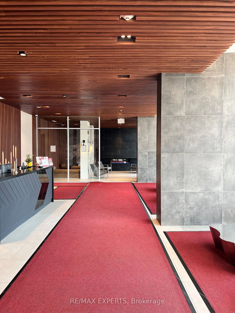 2010 - 297 Oak Walk Dr, Oakville, L6H 6Z3 | Image 3