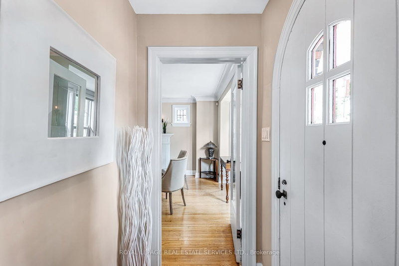 117 Mill St S, Brampton, L6Y 1T4 | Image 2