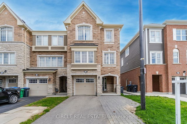 15 Metro Crescent