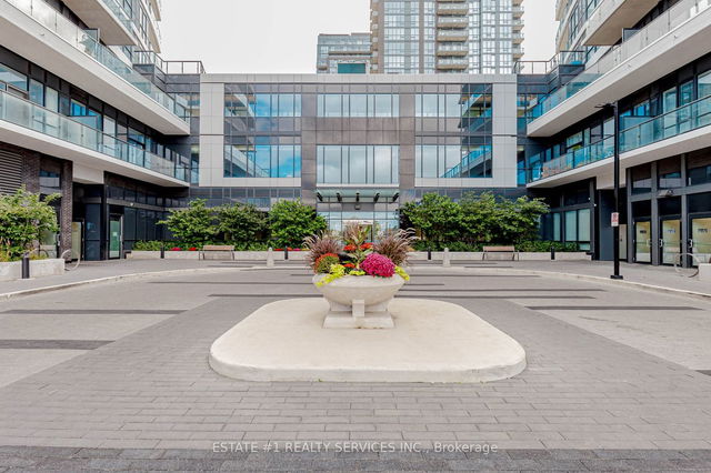 413 - 35 Watergarden Drive