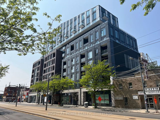 1004 - 1808 St.Clair Avenue