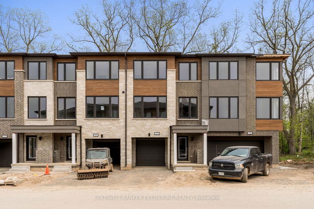 27 Briar Court