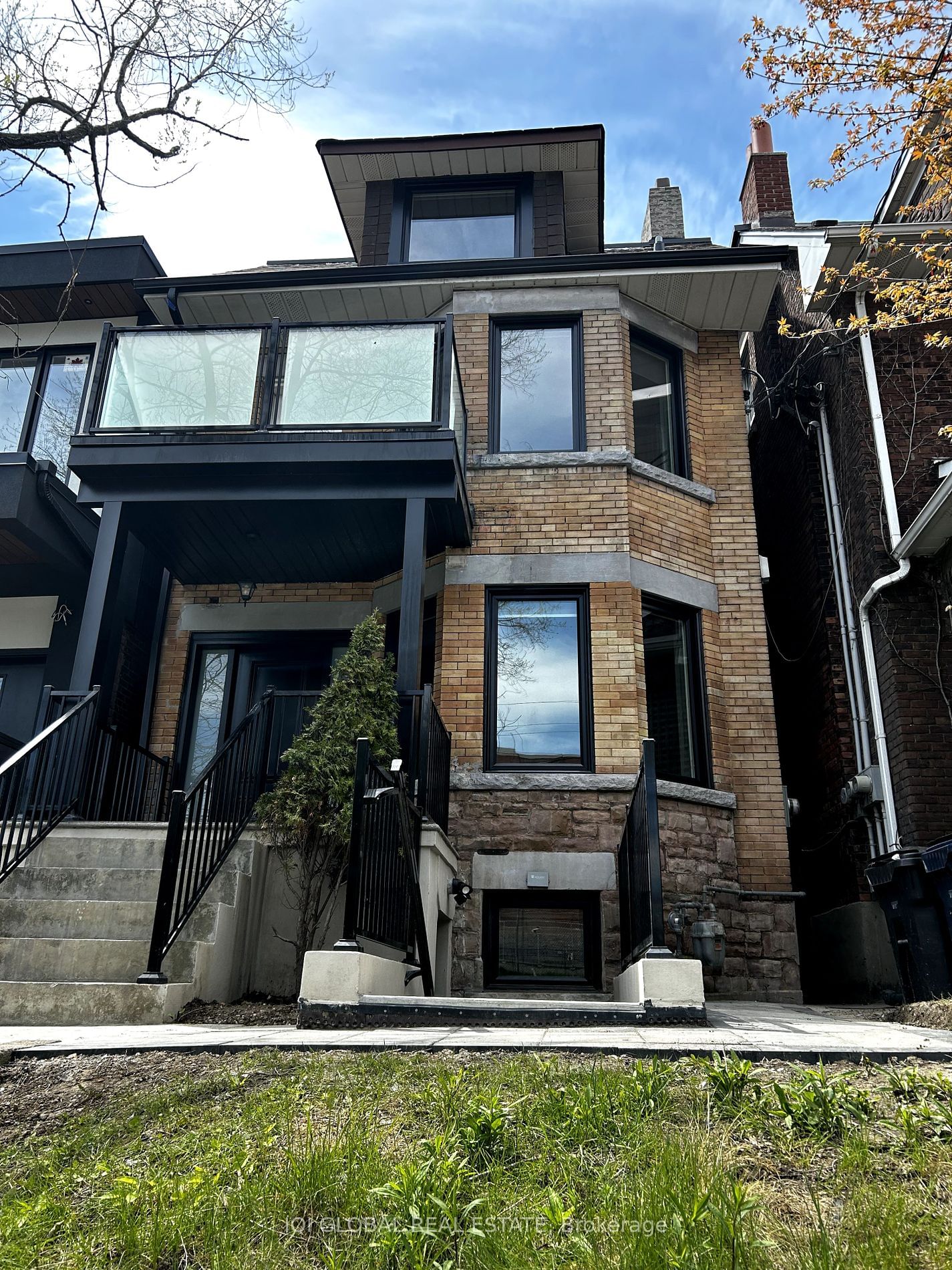 Semi-Detached House leased at 2Ndflr-1502 Dufferin Street, Toronto, Corso Italia-Davenport, M6H 3L4 - MLS: W6026400