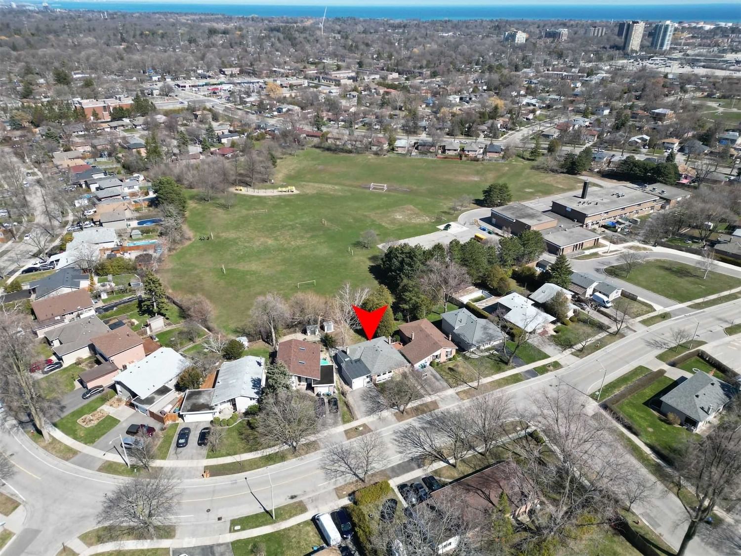 Listing Image 3