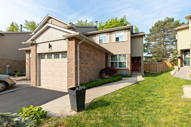 865 Sweetwater Crescent