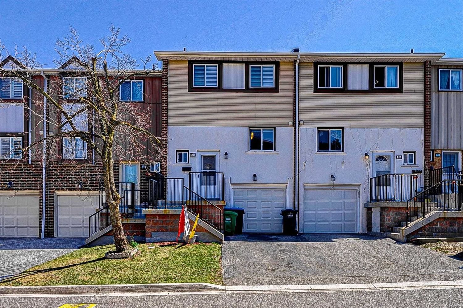 Townhouse sold at 77-77 Moregate Crescent, Brampton, Central Park, L6S 3K9 - MLS: W6027563