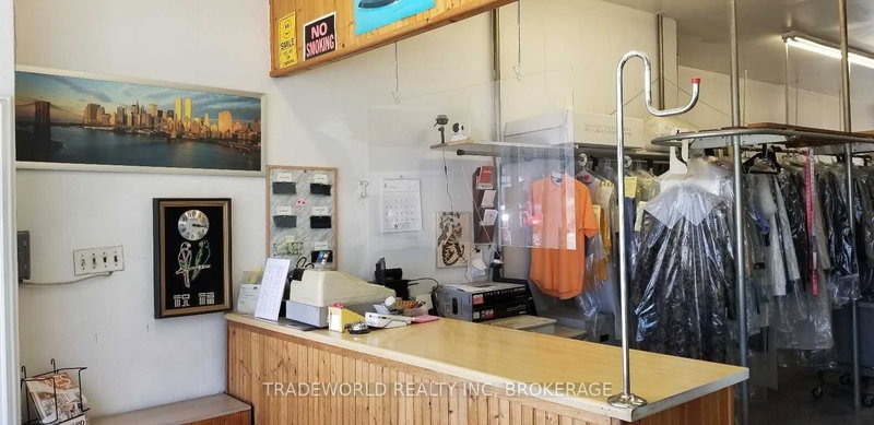 763 The Queensway Ave, Toronto, M8Z 1N1 | Image 3