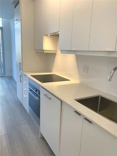 Unit 501 — 36 Elm Dr, Mississauga - City Centre image-0-4