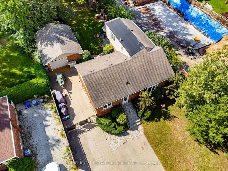 550 Fourth Line, Oakville, L6L 5A7 | Image 2