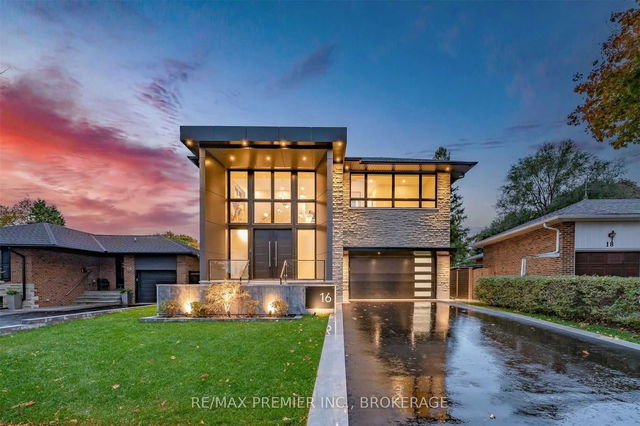 16 Ruscoe Crescent