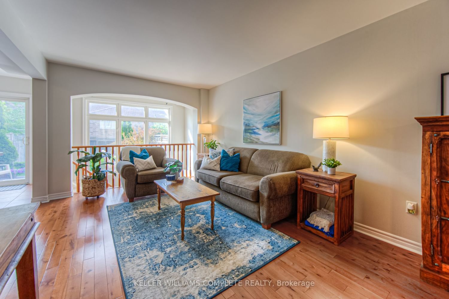 Listing Image 7
