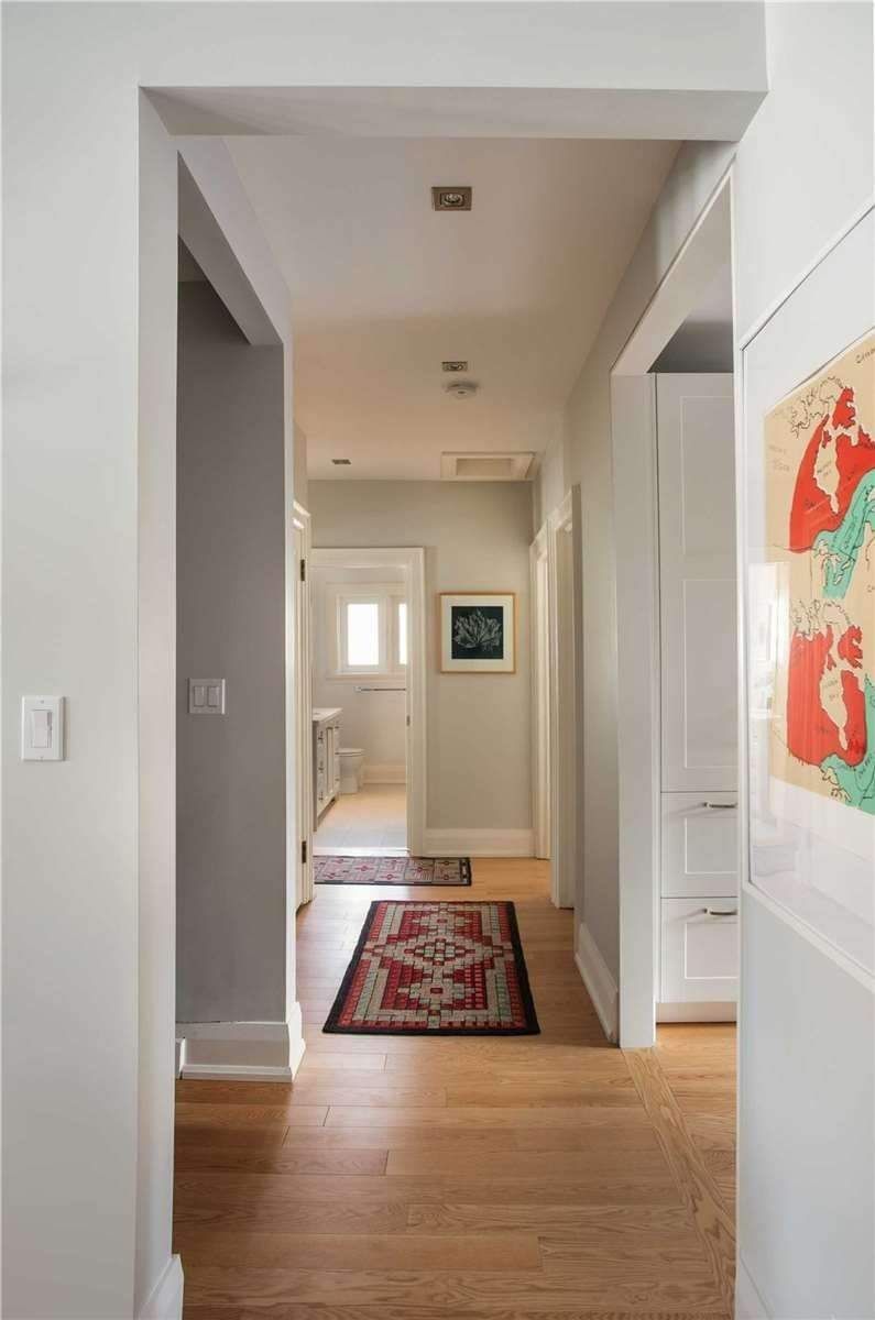 9 Indian Valley Cres, Toronto, M6R 1Y5 | Image 2