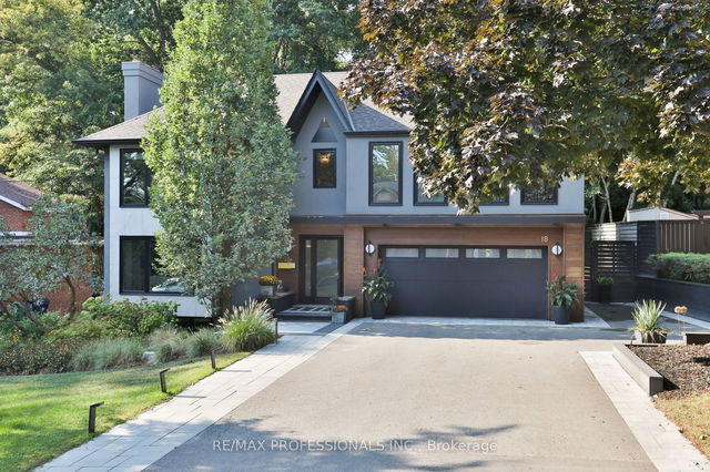 18 Riverside Crescent