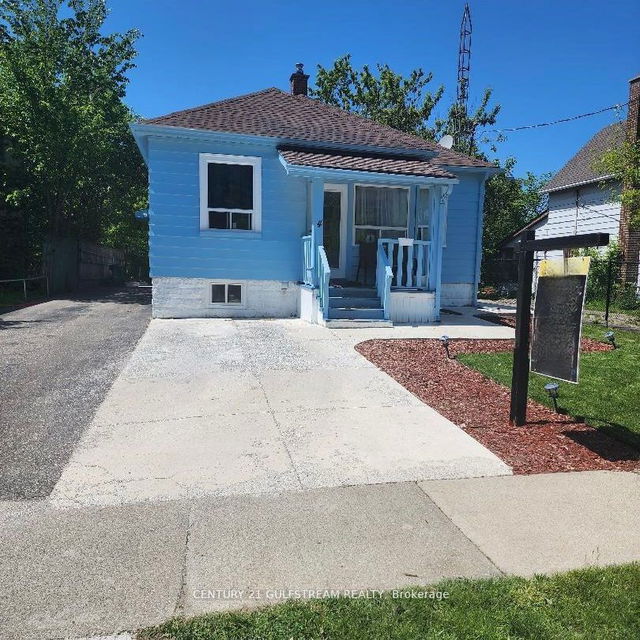 4 JESSIE Street