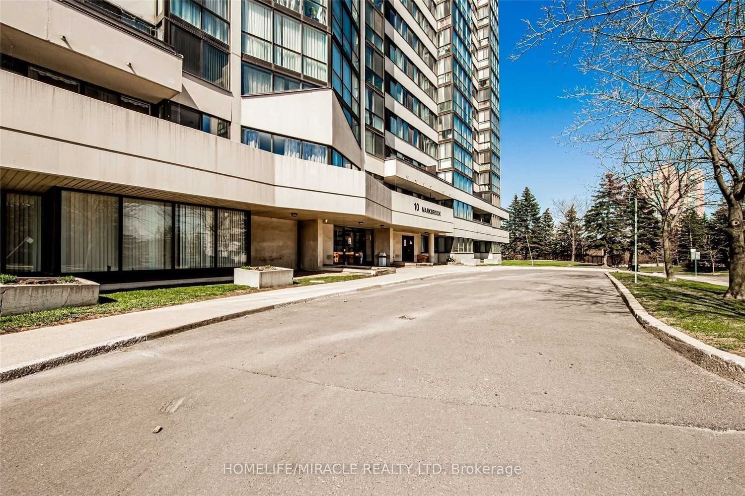 Listing Image 7
