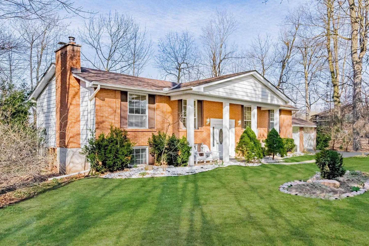 Detached House sold at 69 Glenda Jane Drive, Milton, Campbellville, L0P 1B0 - MLS: W6033997