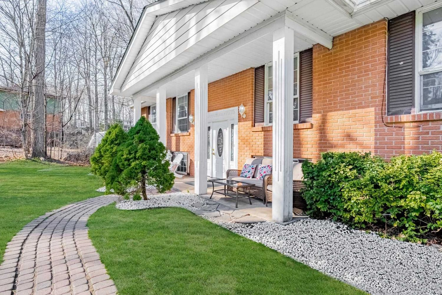 Detached House sold at 69 Glenda Jane Drive, Milton, Campbellville, L0P 1B0 - MLS: W6033997