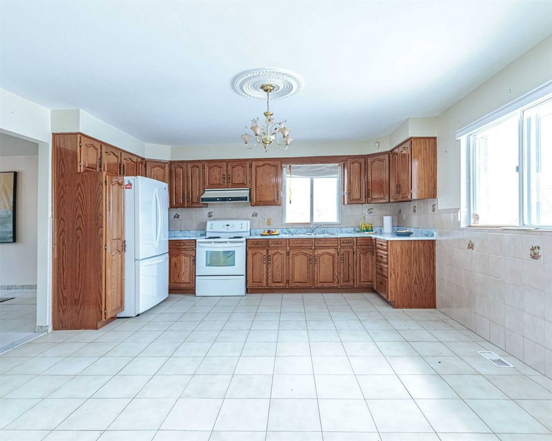 14114 Emil Kolb Pkwy, Caledon, L7E 4J8 | Image 2