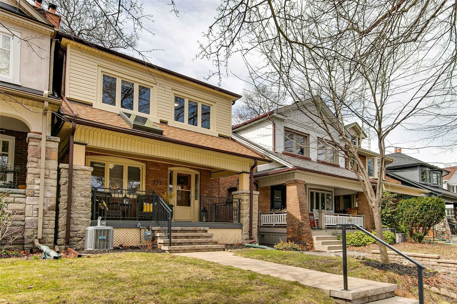 Listing Image 3