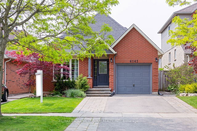 4143 FOXWOOD Drive