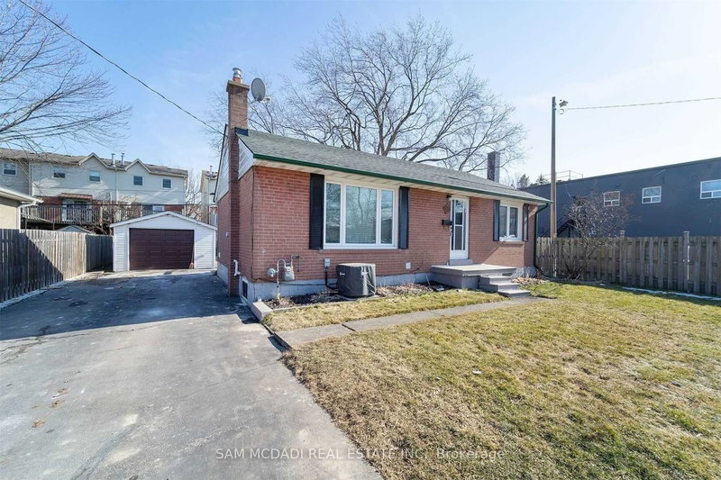 64 Florence Dr, Oakville, L6K 1V6 | Image 2