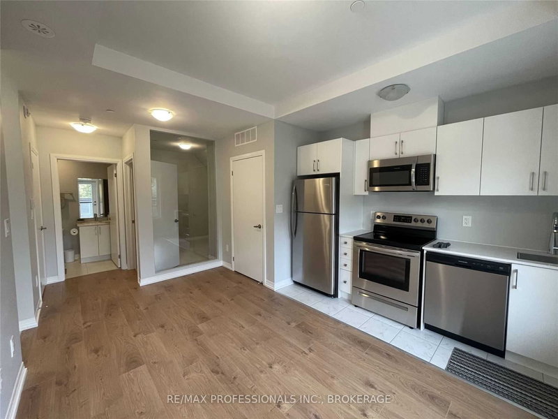 213 - 402 The East Mall N/A, Toronto, M9B 3Z9 | Image 2