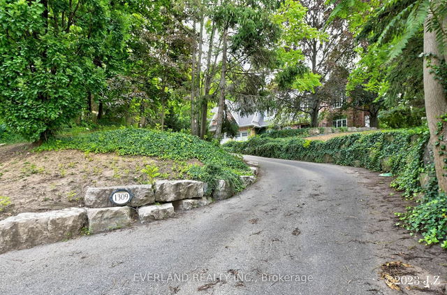 1309 Royal York Road