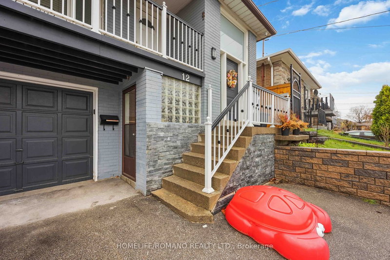 Upper - 12 Primula Cres, Toronto, M9L 1K1 | Image 3