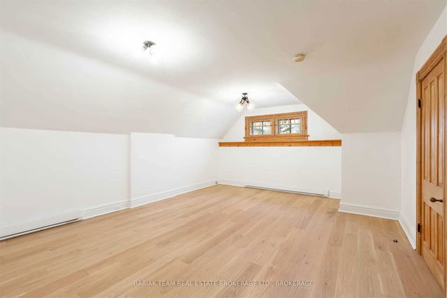 Unit 3 - 24A Woodside Avenue