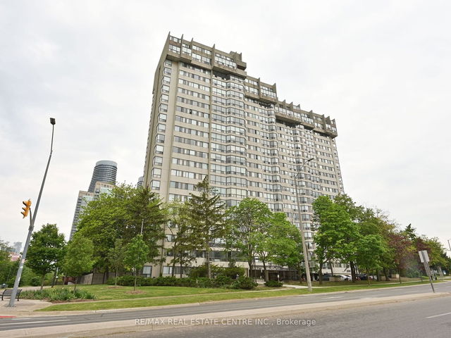 908 - 200 Robert Speck Parkway