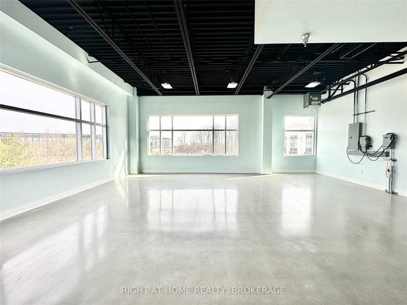 210 - 3485 Rebecca St, Oakville, L6L 6X9 | Image 2