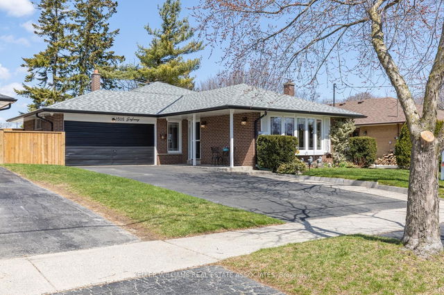 1505 Safeway Crescent