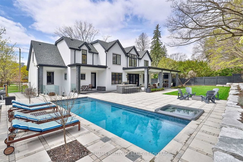 231 Wedgewood Dr, Oakville, L6J 4R6 | Image 2