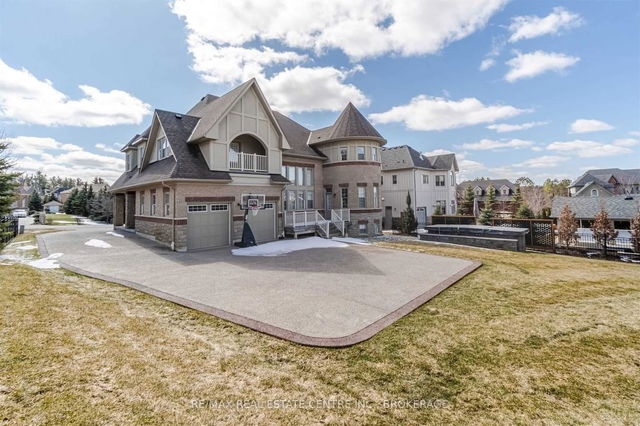 3 Ainley Trail