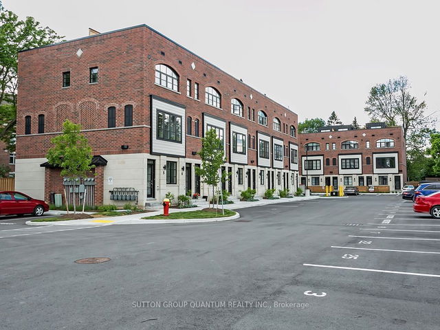 15 - 405 Plains Road