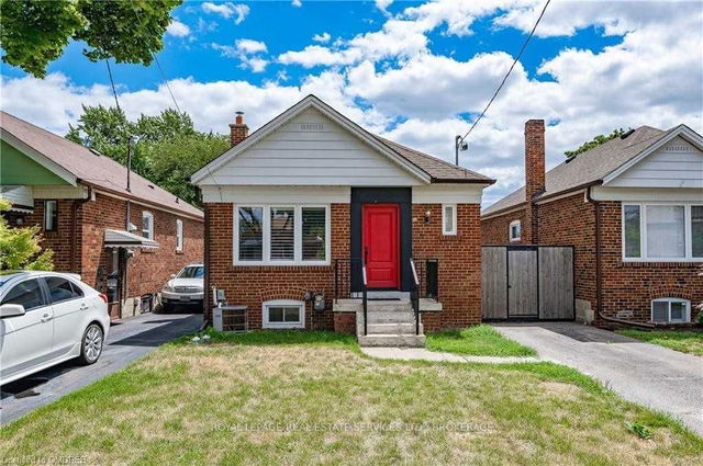 25 Ellins Avenue